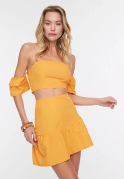 Trendyol Bandeau Crop Top & Skirt Set