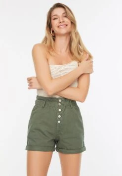 Trendyol Roll Hem Button Detail Denim Shorts