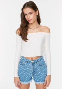 Trendyol Printed Ripped Hem Denim Shorts