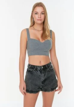 Trendyol Frayed Detail Denim Shorts