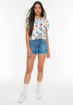 Trendyol High Waist Mom Shorts