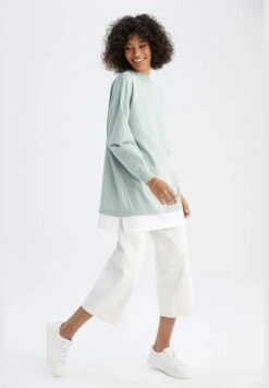 One Shoulder Crop Top