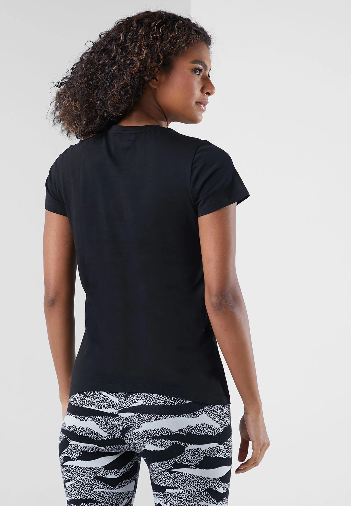 Puma ESS+ Animal Women T-shirt 2 Puma ESS+ Animal Women T-shirt - Image 2