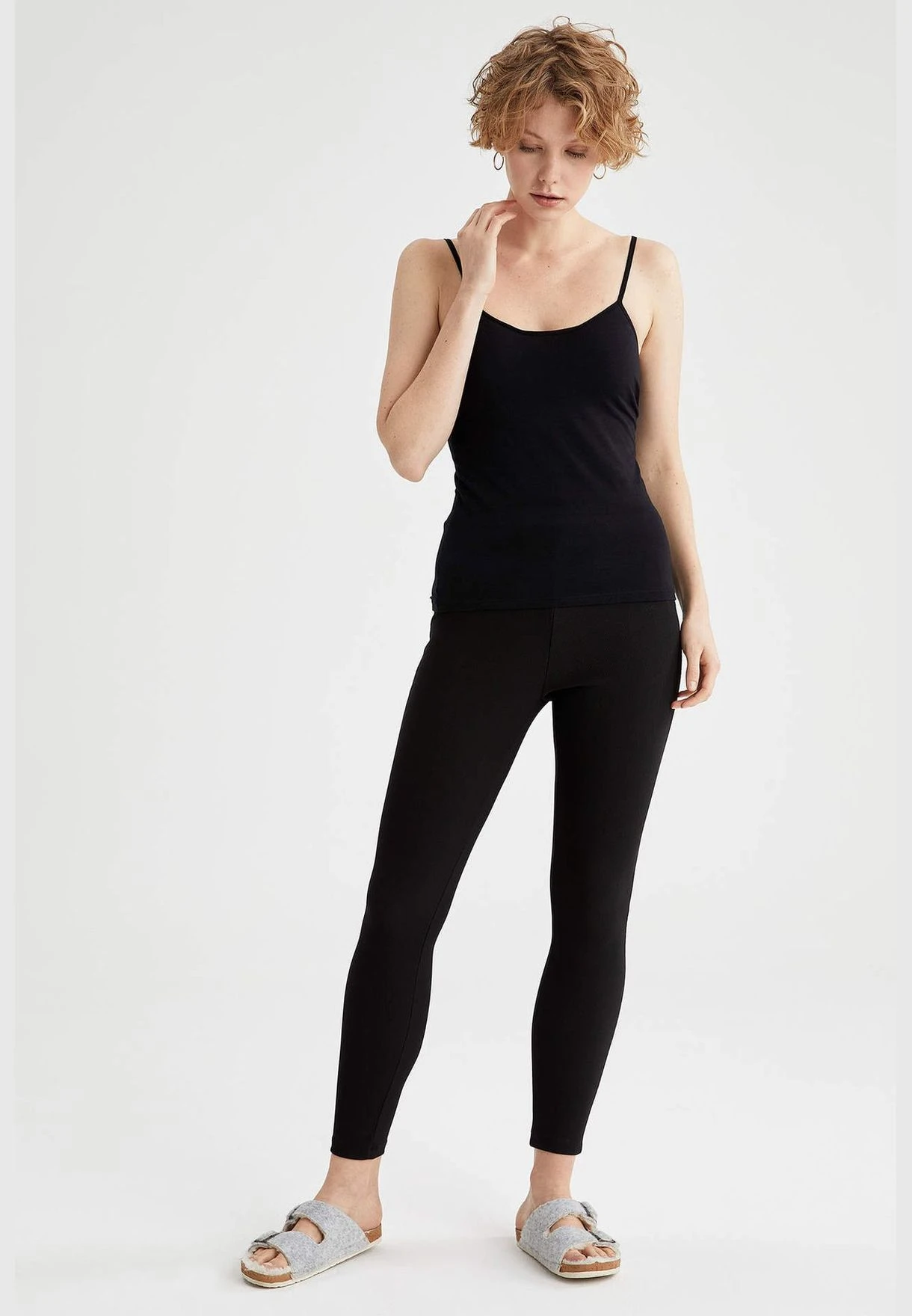 MISSGUIDED PETITE Ruched Detail Denim Dress 2 MISSGUIDED PETITE Ruched Detail Denim Dress - Image 2