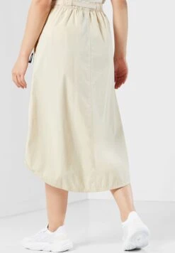 Minique Fashion Store 10 Minique Fashion Store -Minique Fashion Store 2 zoom desktop 1517