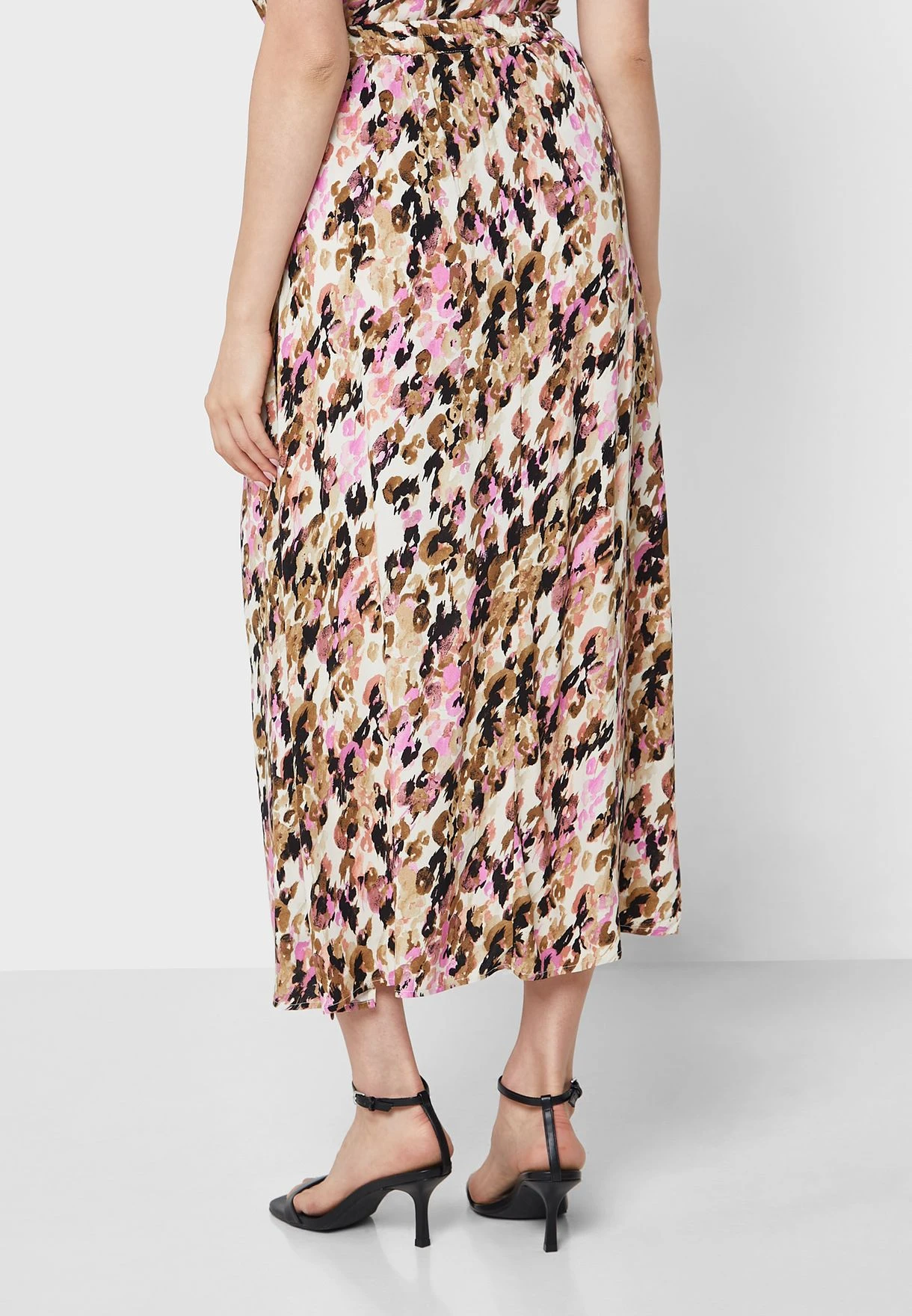 Vero Moda Printed High Waist Maxi Skirt 2 Vero Moda Printed High Waist Maxi Skirt - Image 2