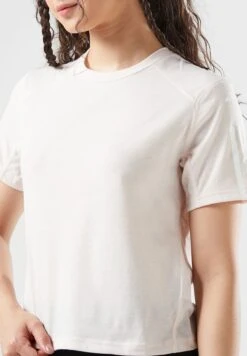 ADIDAS 3 Stripe Training Essential Cropped T-Shirt -Minique Fashion Store 3 zoom desktop 1051