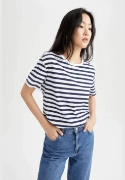 BOOHOO Mini Sarong -Minique Fashion Store 3 zoom desktop 1078