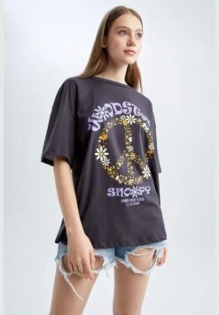 BOOHOO Bardot Knitted Dress -Minique Fashion Store 3 zoom desktop 1093