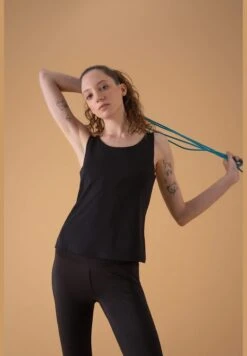 DeFacto Woman Crew Neck Knitted Athlete 10 DeFacto Woman Crew Neck Knitted Athlete -Minique Fashion Store 3 zoom desktop 1117