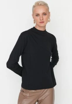 Trendyol High Neck Knitted T-Shirts -Minique Fashion Store 3 zoom desktop 1246