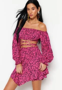 Trendyol Polka Dot Top & Skirt Set -Minique Fashion Store 3 zoom desktop 1363