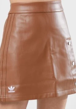 Adidas Originals Faux Leather Skirt -Minique Fashion Store 3 zoom desktop 1379