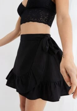 Aerie Ruffle Detail Skirts -Minique Fashion Store 3 zoom desktop 1478