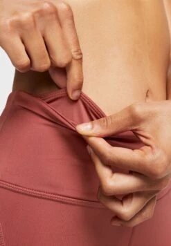 Aerie Puff Sleeve Top -Minique Fashion Store 3 zoom desktop 247