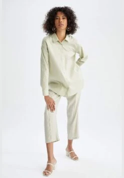 DeFacto Regular Fit Elasticated Waist Ankle Chinos -Minique Fashion Store 3 zoom desktop