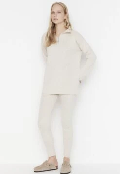 Trendyol Zip Detail Knitted Top & Pants Set -Minique Fashion Store 3 zoom desktop 463