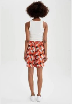 DeFacto Woman Woven Short -Minique Fashion Store 3 zoom desktop 487