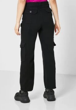 Side Pocket Cargo Pants -Minique Fashion Store 3 zoom desktop 7