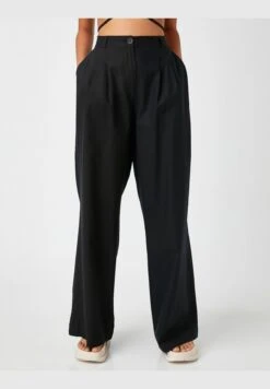 Trendyol Halter Neck Cut Out Body -Minique Fashion Store 3 zoom desktop 84