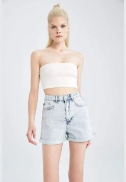 Embroidered Strappy Crop Top -Minique Fashion Store 3 zoom desktop 91