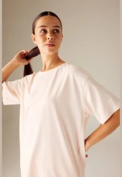 Printed Asymmetric Shrug -Minique Fashion Store 3 zoom desktop 963