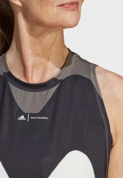 MISSGUIDED PETITE Cut Out Back Top 7 MISSGUIDED PETITE Cut Out Back Top -Minique Fashion Store 4 zoom desktop 1095