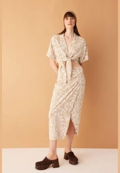 DeFacto Woman Wrap Woven Skirt -Minique Fashion Store 4 zoom desktop 1308