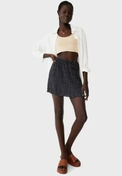 COTTON ON Plisse Mini Skirt 7 COTTON ON Plisse Mini Skirt -Minique Fashion Store 4 zoom desktop 1321