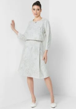 Embroidered Detail Skirt -Minique Fashion Store 4 zoom desktop 1504