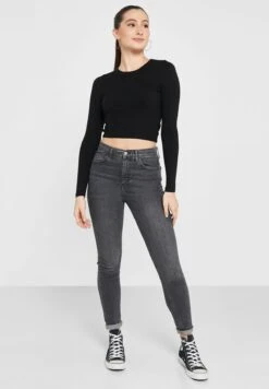 COTTON ON Round Neck Ribbed Top 7 COTTON ON Round Neck Ribbed Top -Minique Fashion Store 4 zoom desktop 1811