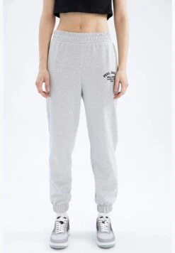 Trendyol Crew Neck Crop Top -Minique Fashion Store 4 zoom desktop 326