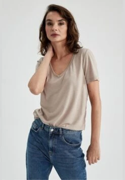 DeFacto Regular Fit V Neck Short Sleeve T-Shirt 12 DeFacto Regular Fit V Neck Short Sleeve T-Shirt -Minique Fashion Store 4 zoom desktop 859