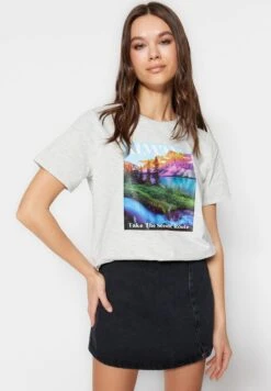 Trendyol Crew Neck Printed T-Shirt -Minique Fashion Store 4 zoom desktop 990