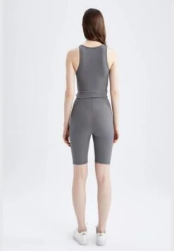 Trendyol Crew Neck Crop Top -Minique Fashion Store 5 zoom desktop 127