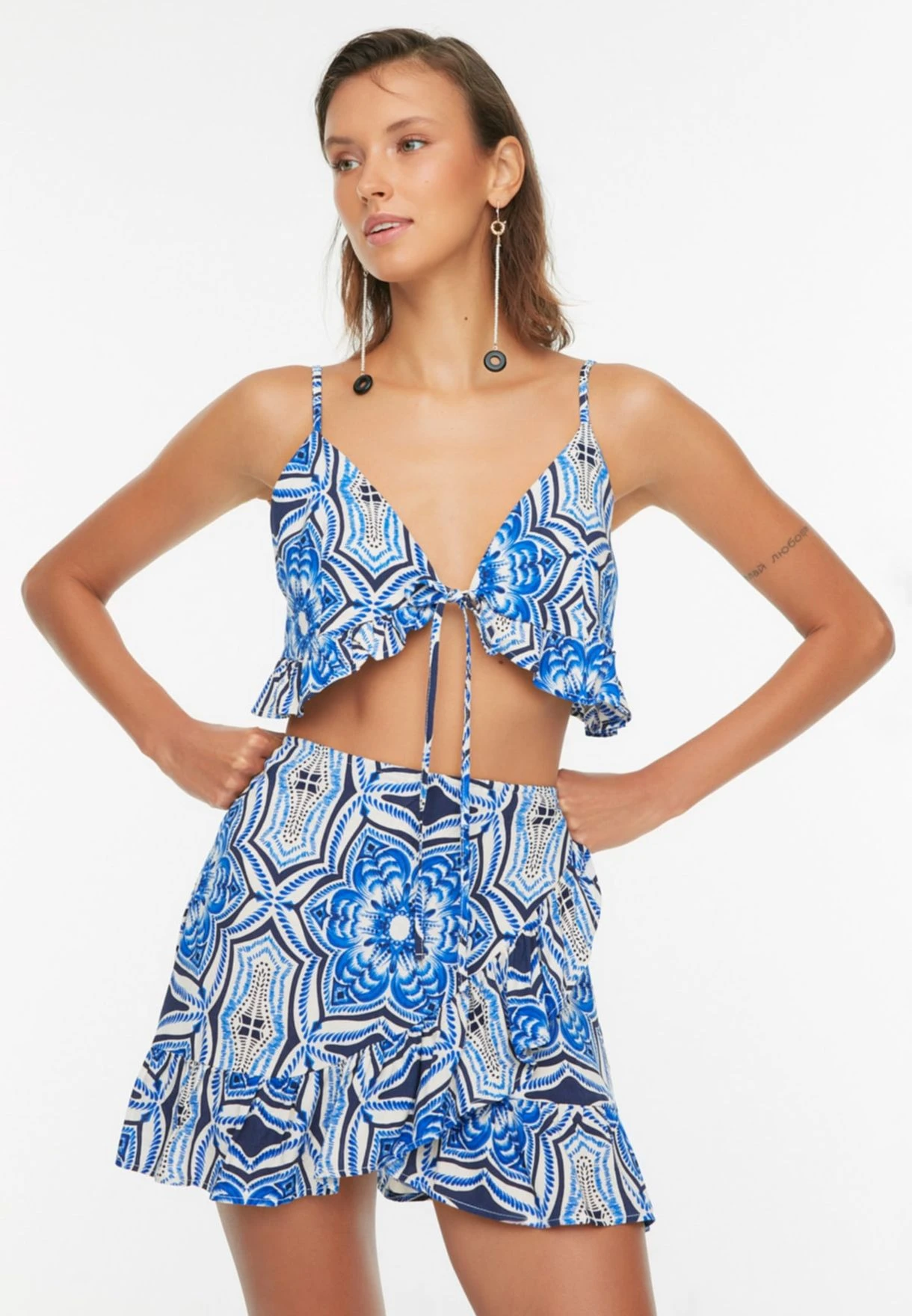 Asymmetric Cut Out Body 5 Asymmetric Cut Out Body - Image 5