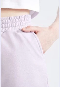 DeFacto Regular Hem Regular Fit Shorts -Minique Fashion Store 5 zoom desktop 295