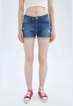 DeFacto Basic Distressed Mini Jean Short -Minique Fashion Store 5 zoom desktop 505
