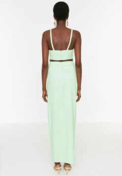 Trendyol Strappy Crop Top & Skirt Set -Minique Fashion Store 5 zoom desktop 916