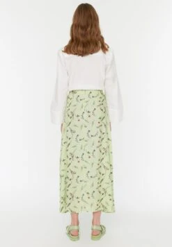 Trendyol Floral Print High Waist Skirt -Minique Fashion Store 5 zoom desktop 968