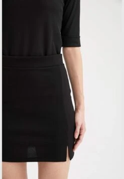 DeFacto A Cut Mini Skirt -Minique Fashion Store 6 zoom desktop 389