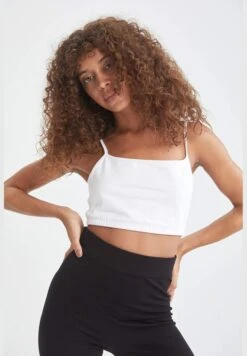 DeFacto Spaghetti Strap Cotton Cropped Tank Top (3 Pack) -Minique Fashion Store 8 zoom desktop 108