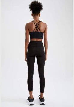 Trendyol One Shoulder Shimmer Bustier -Minique Fashion Store 9 zoom desktop 19