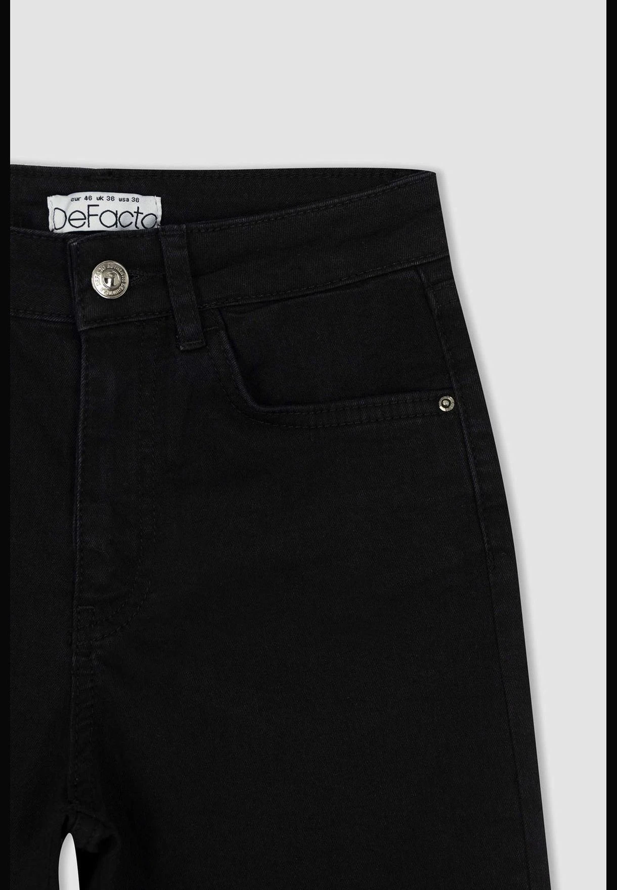 DeFacto Basic Crop Jean Shorts 9 DeFacto Basic Crop Jean Shorts - Image 9